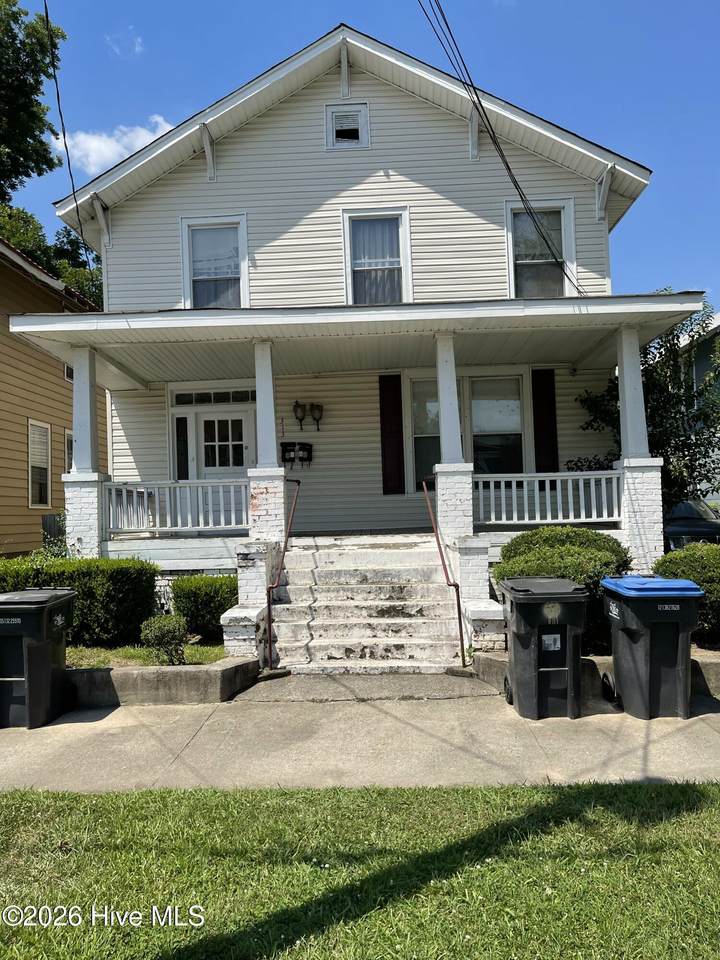 313 Ellis Street - Photo 1