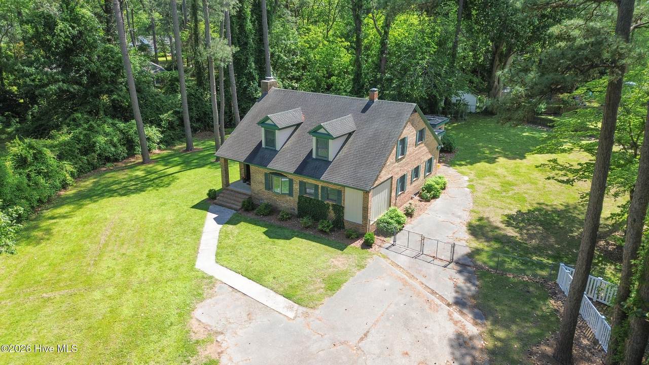 1507 Rivershore Road - Photo 1
