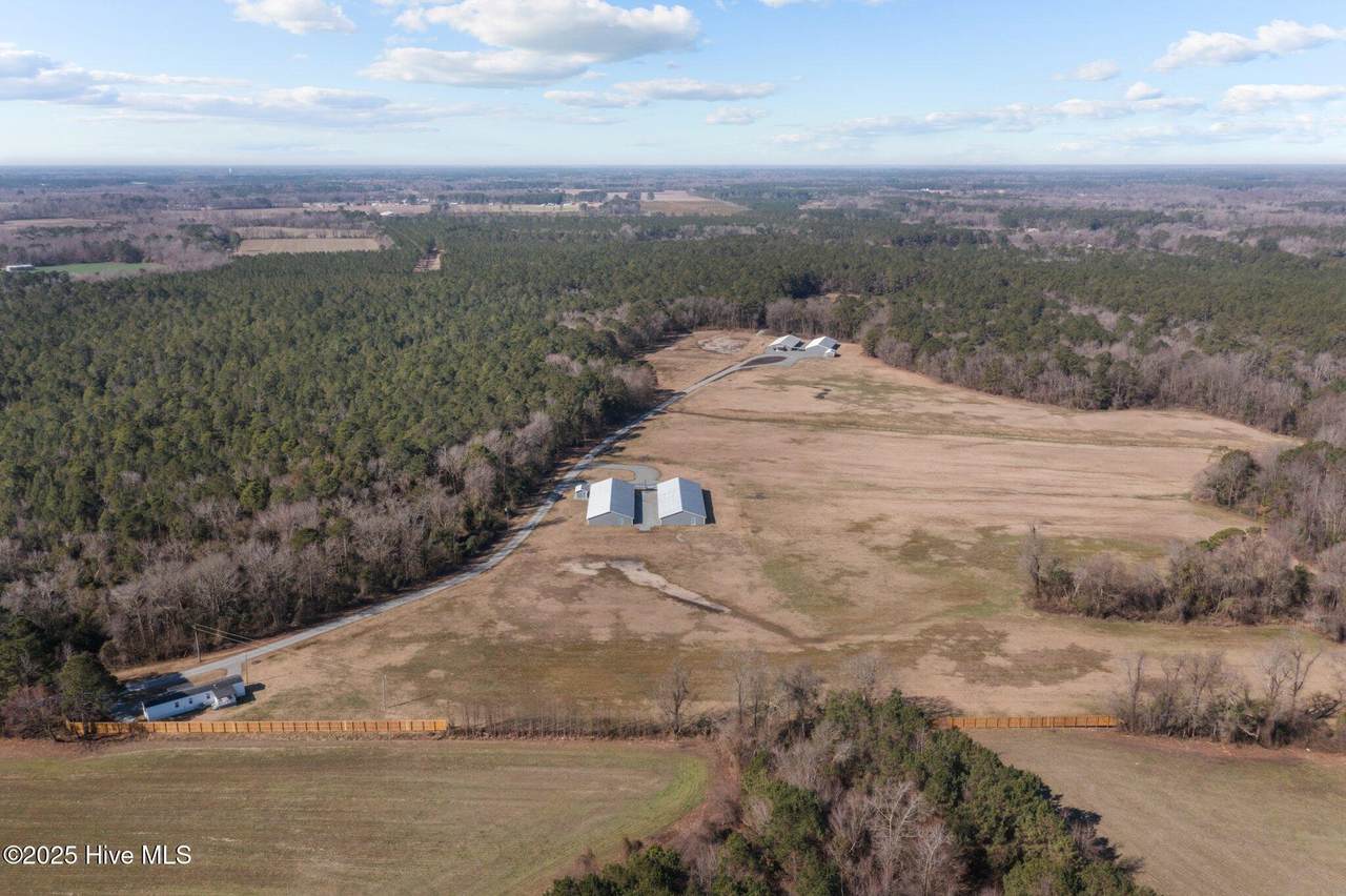 9572 Hwy 41 - Photo 1