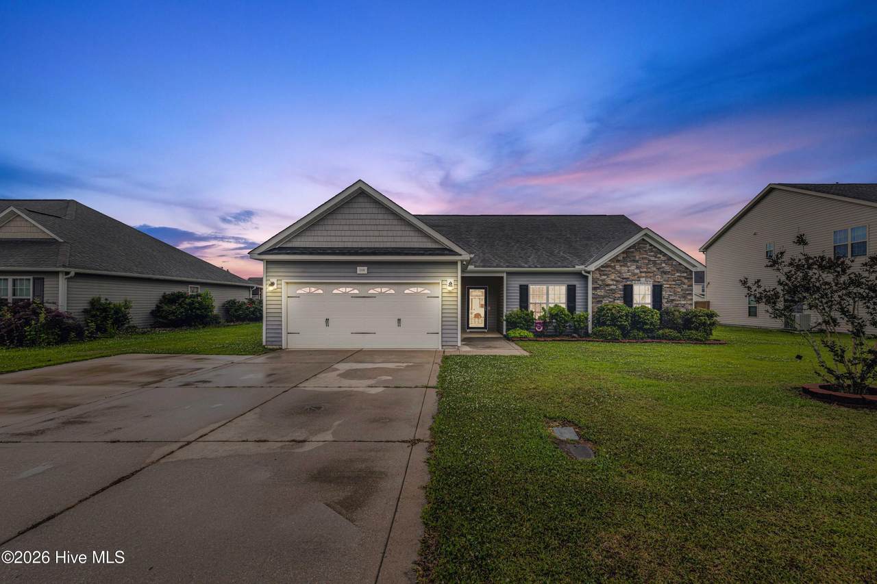 508 Louvre Lane - Photo 1