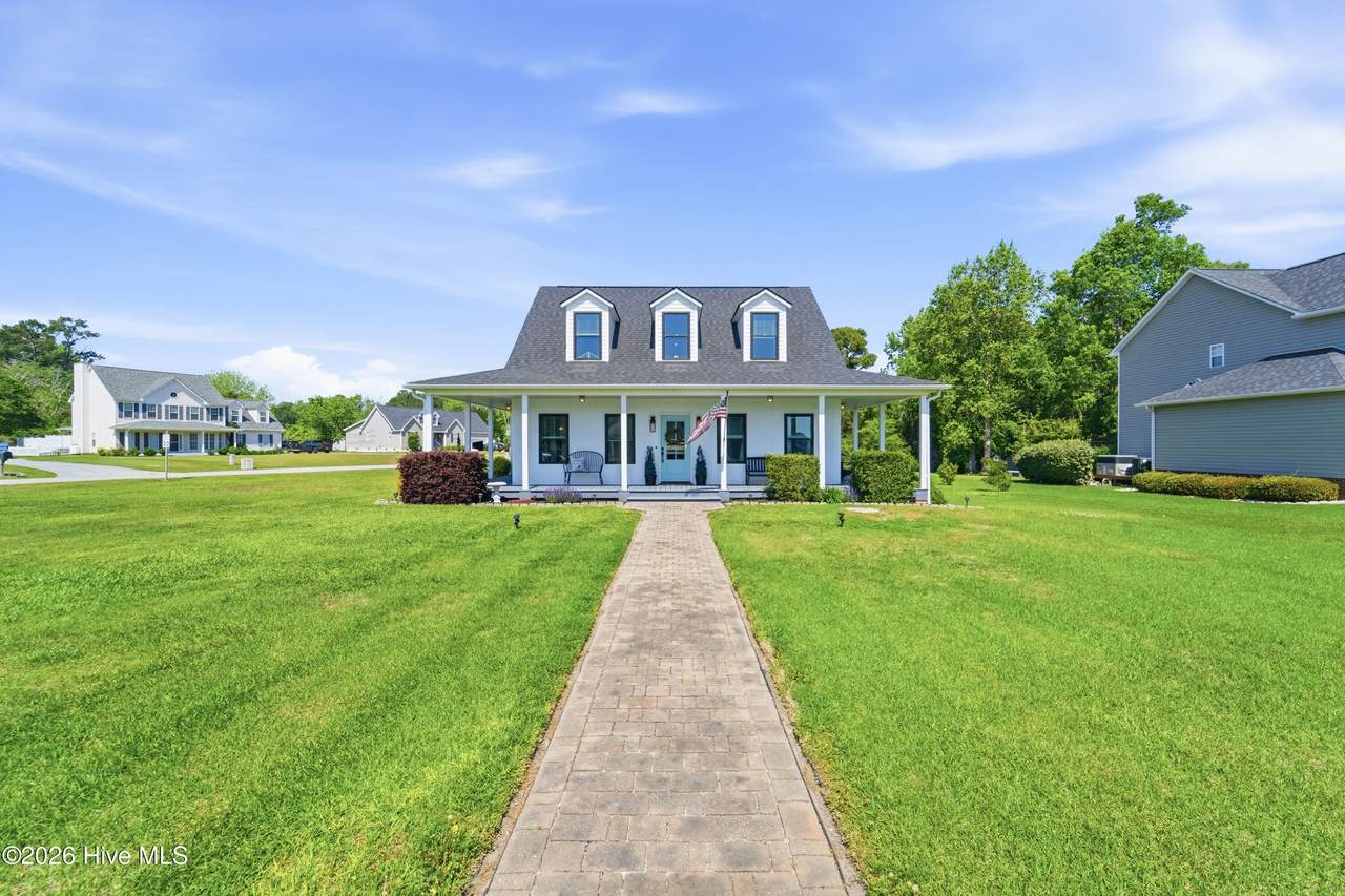 48 Pickett Way - Photo 1
