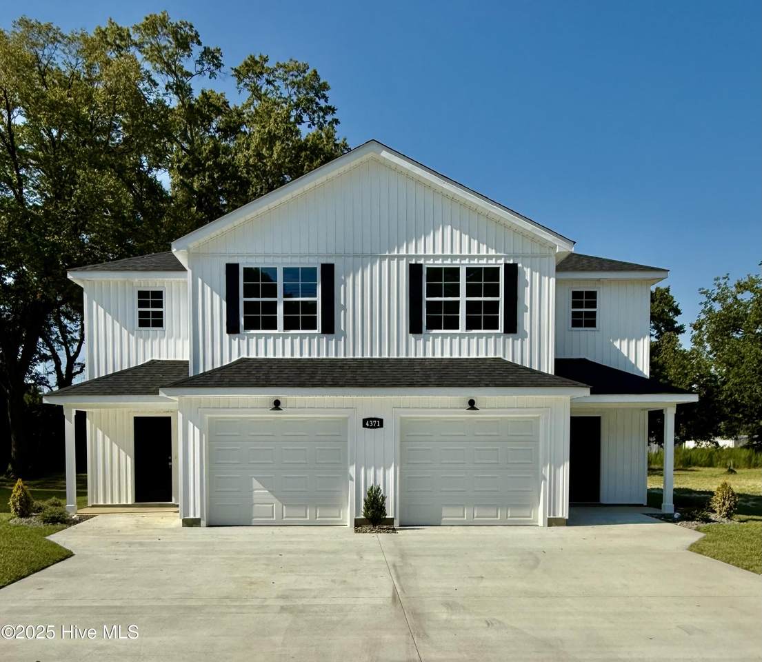 4371 West Pine Street - Photo 1