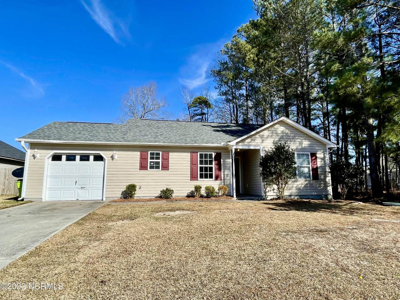 104 Sweet Bay Drive - Photo 1