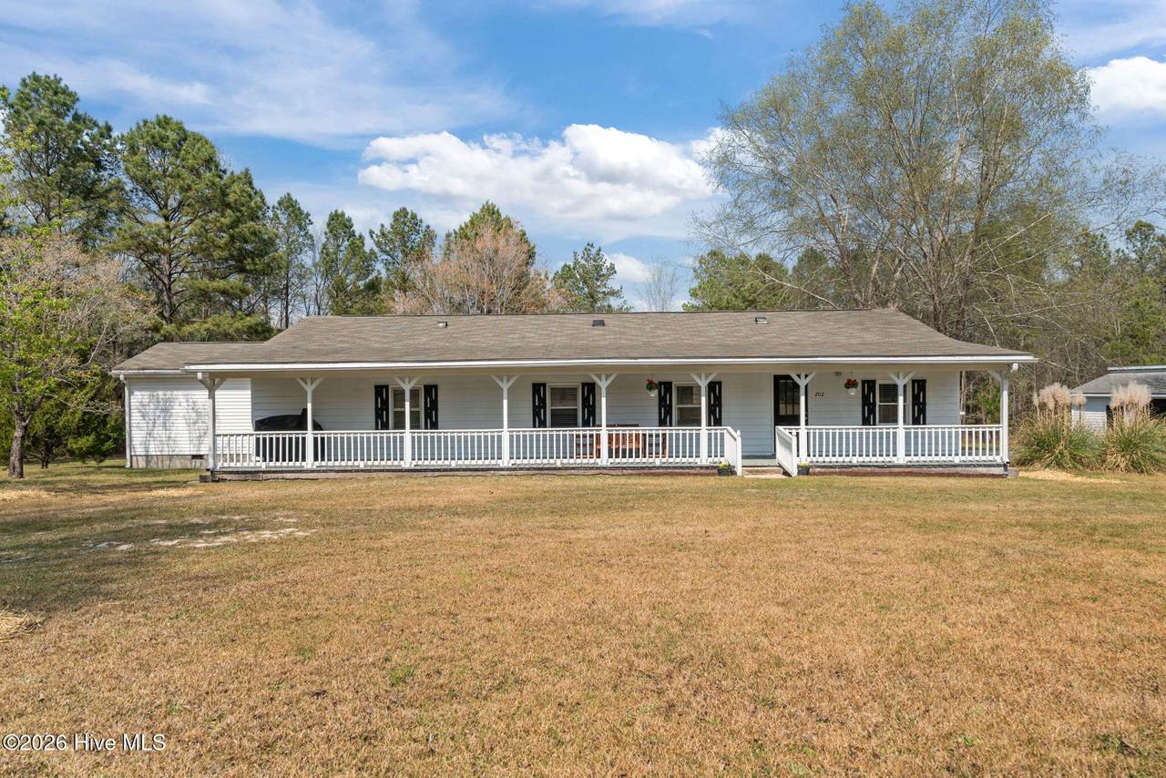 202 Katherine Drive - Photo 1