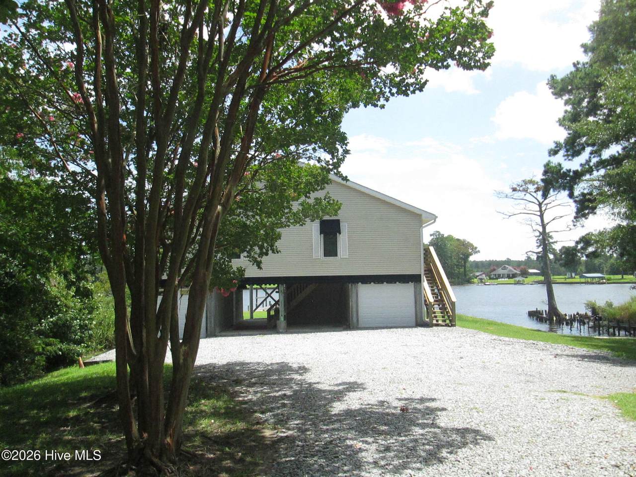 127 Waterside Drive - Photo 1