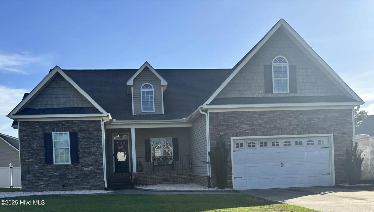 104 Pear Tree Lane - Photo 1