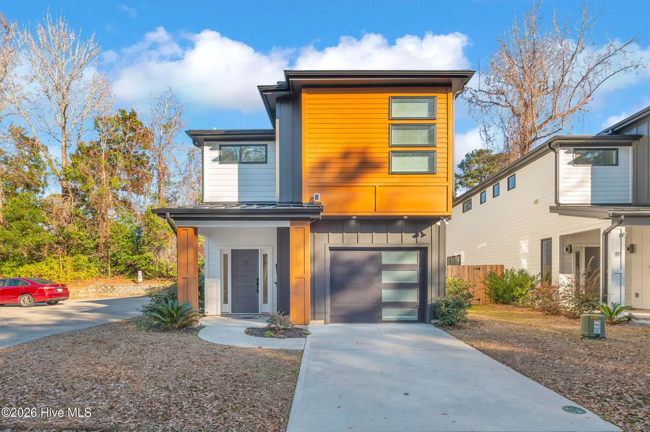 17 29th Street - Photo 1