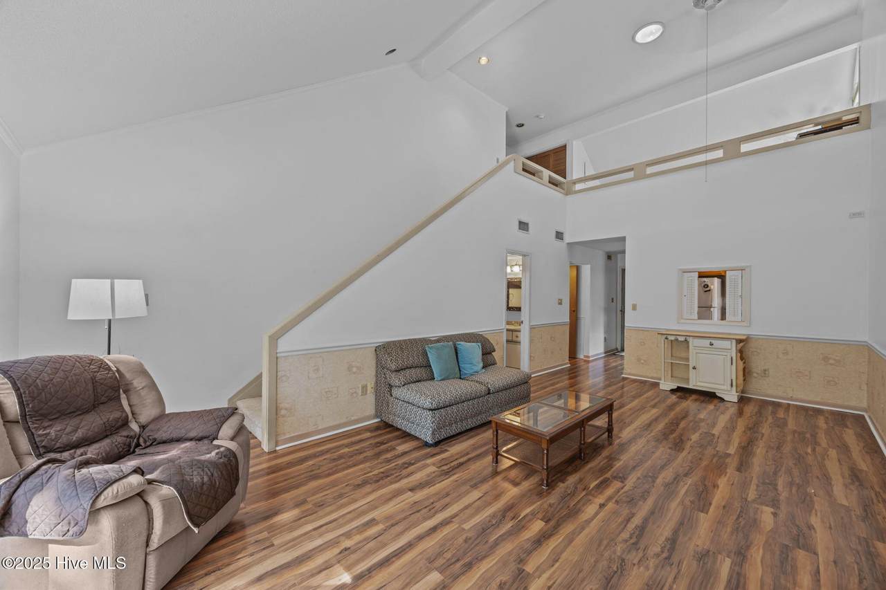 1410 Harbourside Drive - Photo 1