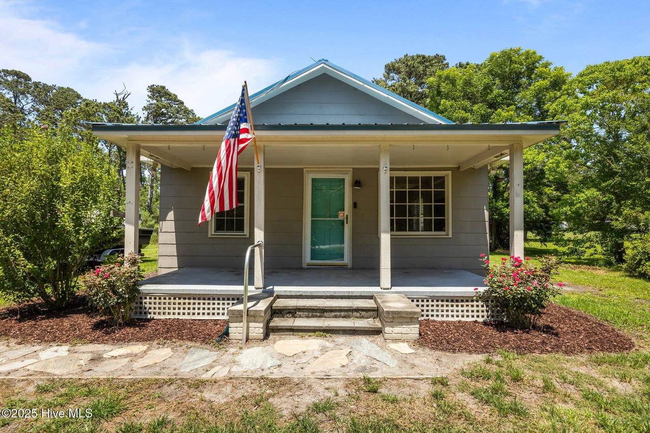 158 Channel Rock Road - Photo 1