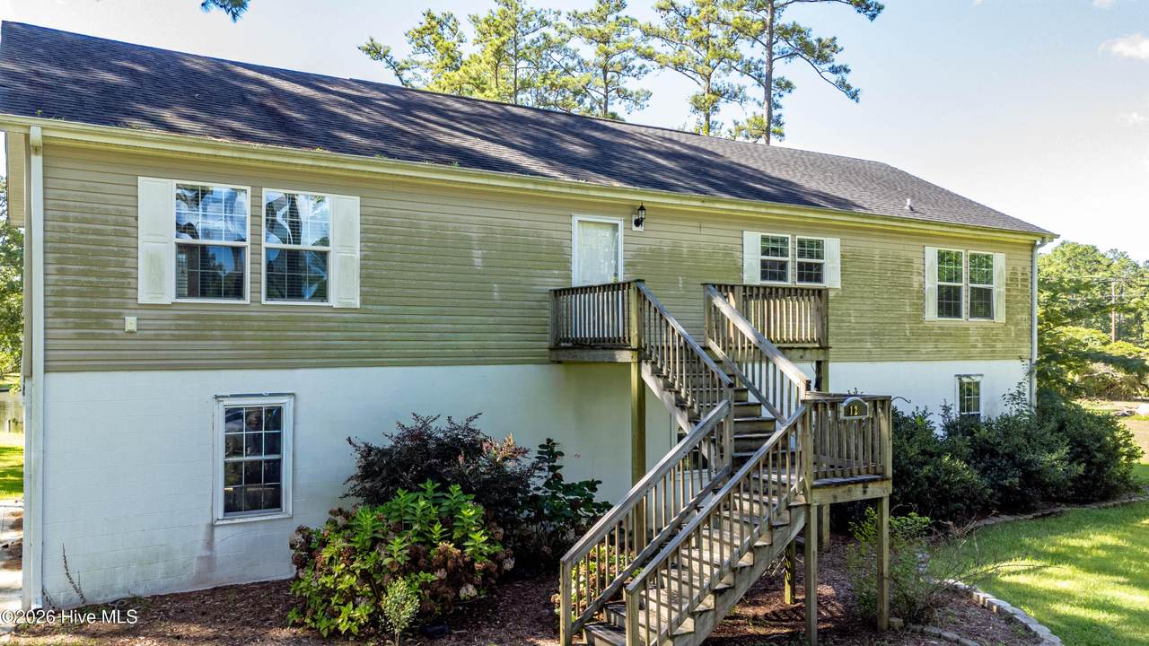 121 Hideaway Road - Photo 1