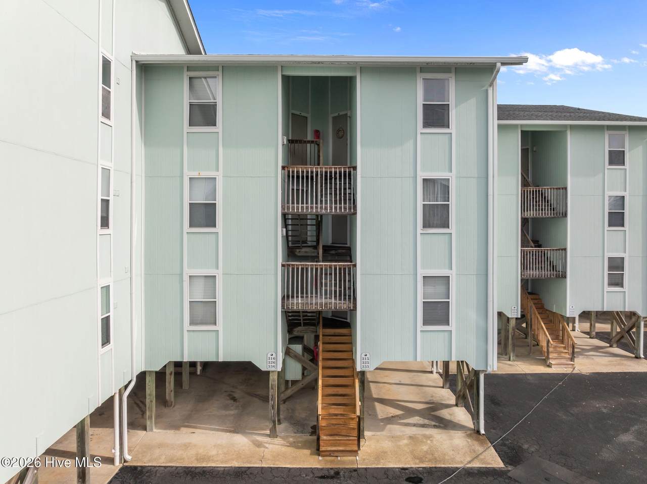 918 New River Drive - Photo 1