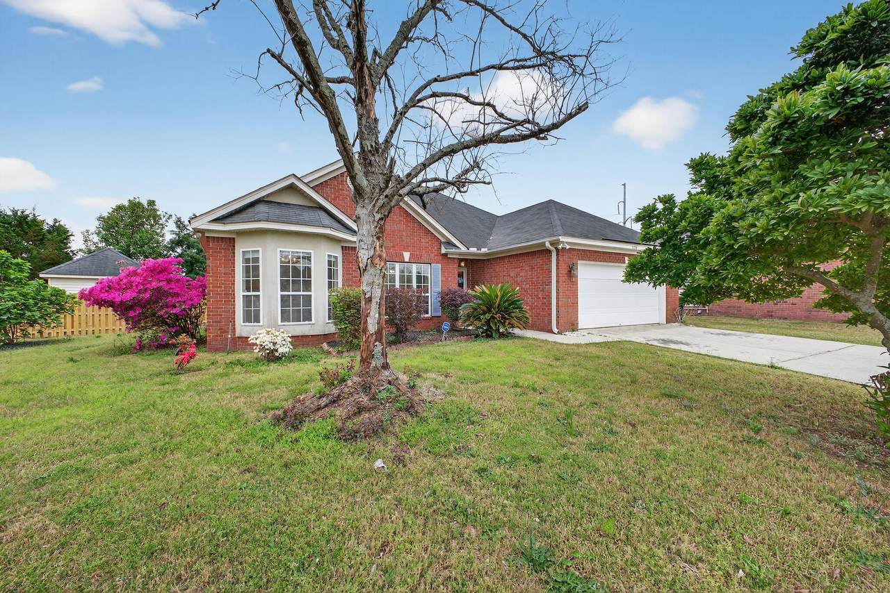 1019 Tradd Court - Photo 1