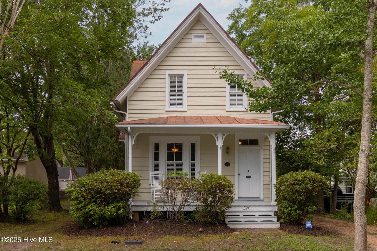 220 King Street - Photo 1