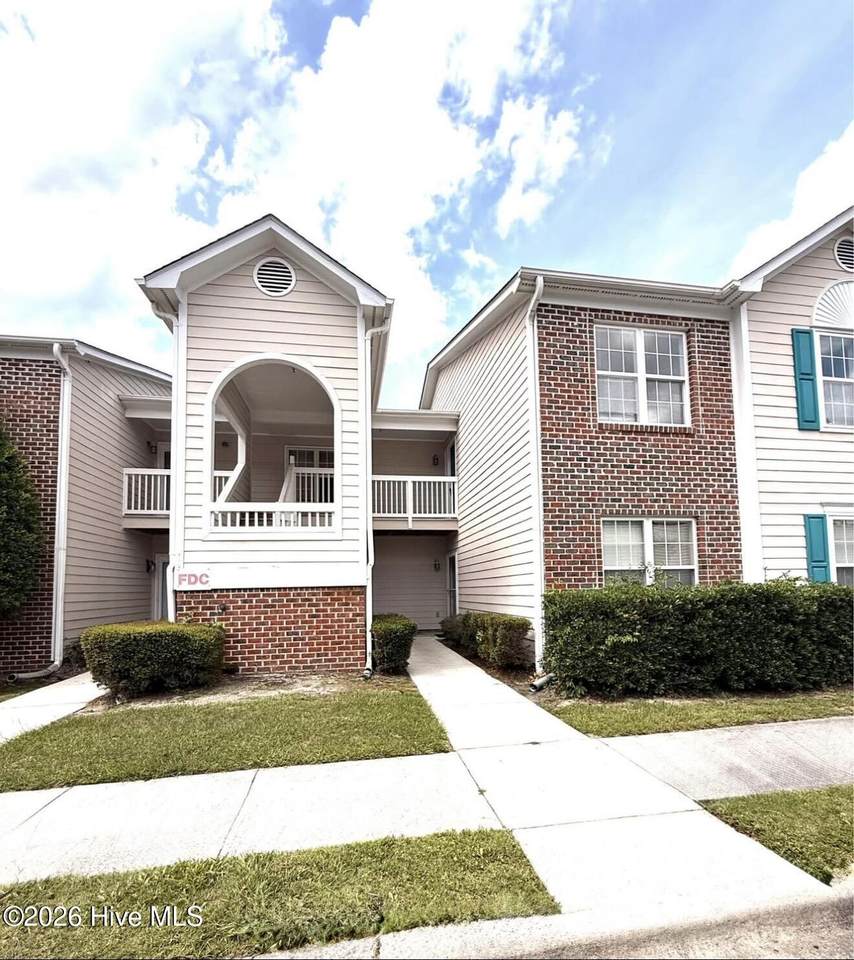 901 Litchfield Way - Photo 1