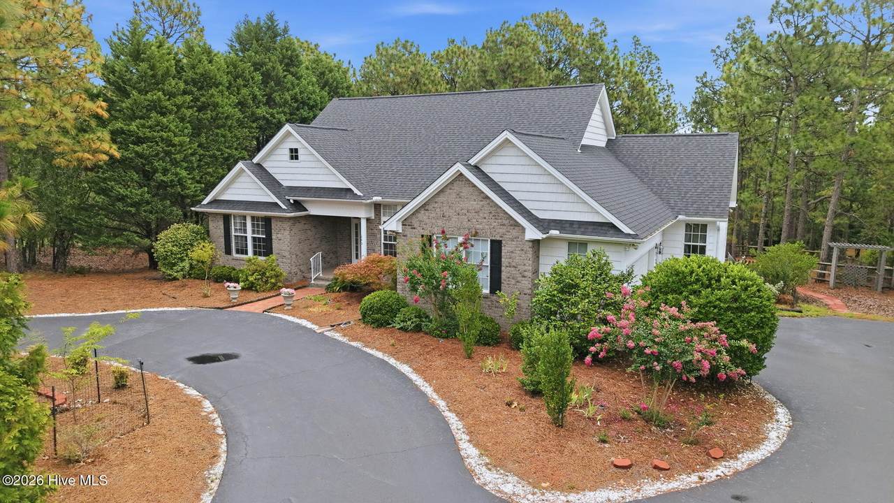 209 Longleaf Drive - Photo 1