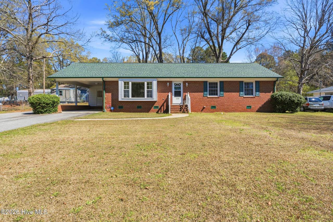 136 Springdale Drive - Photo 1