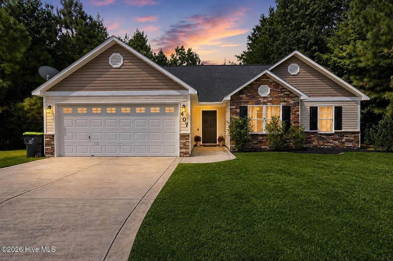 407 Hidden Oaks Drive - Photo 1