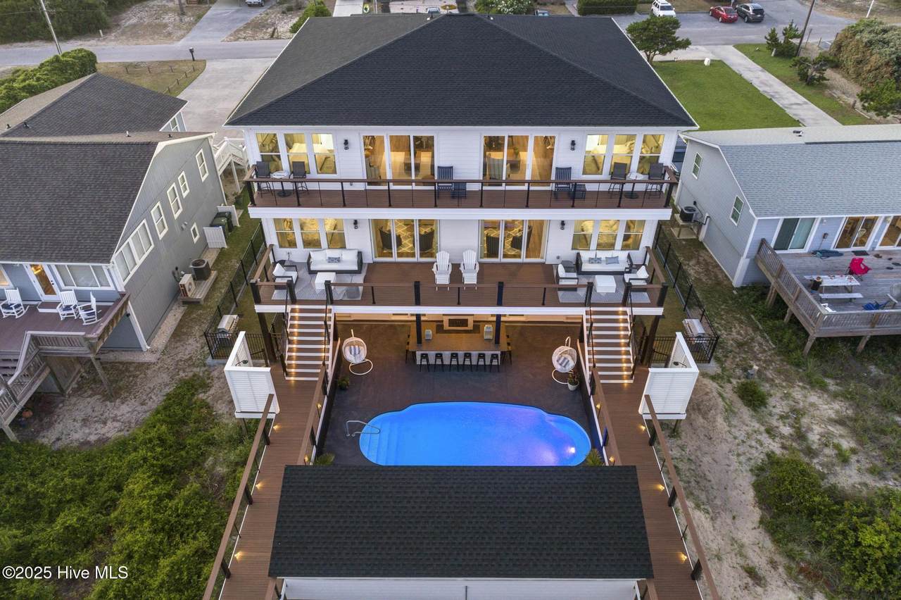 8703 Ocean View Drive - Photo 1