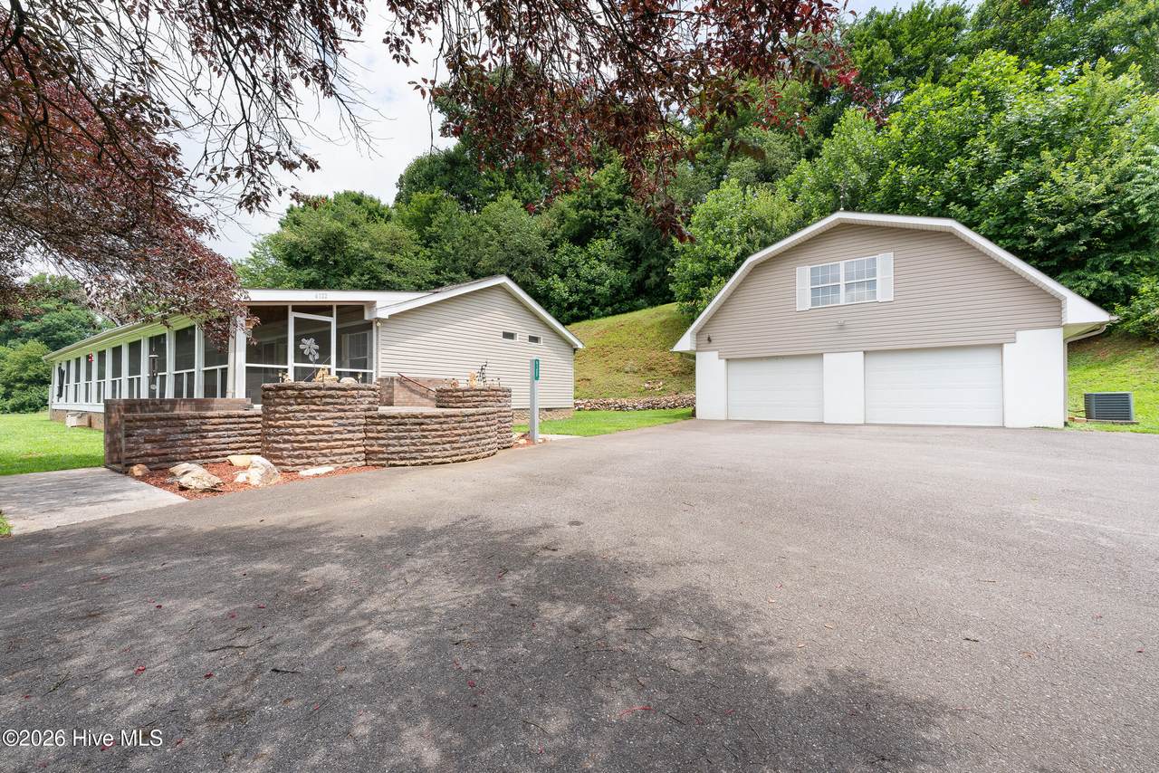 4122 Fairview Road - Photo 1
