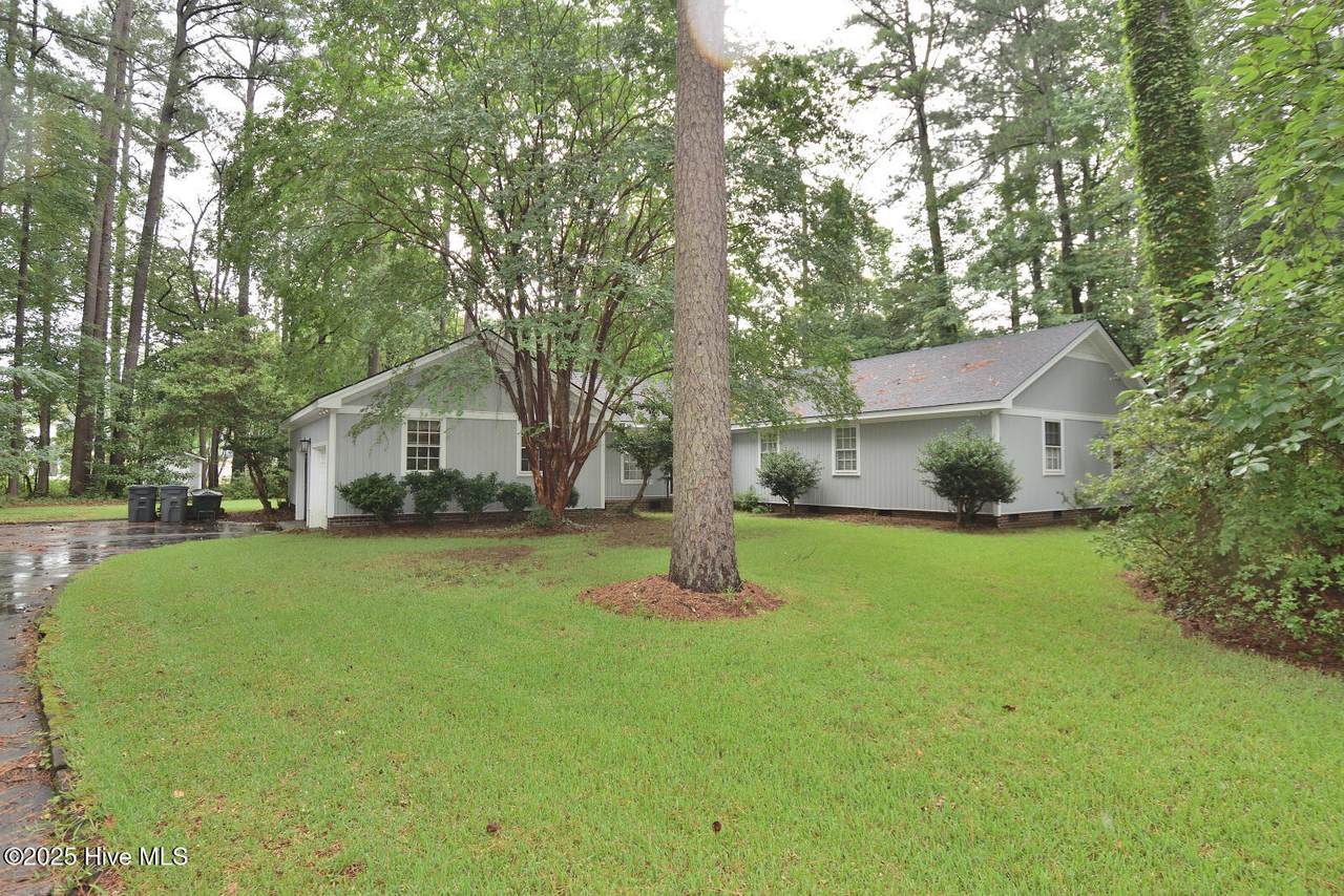 117 Tam O Shanter Drive - Photo 1