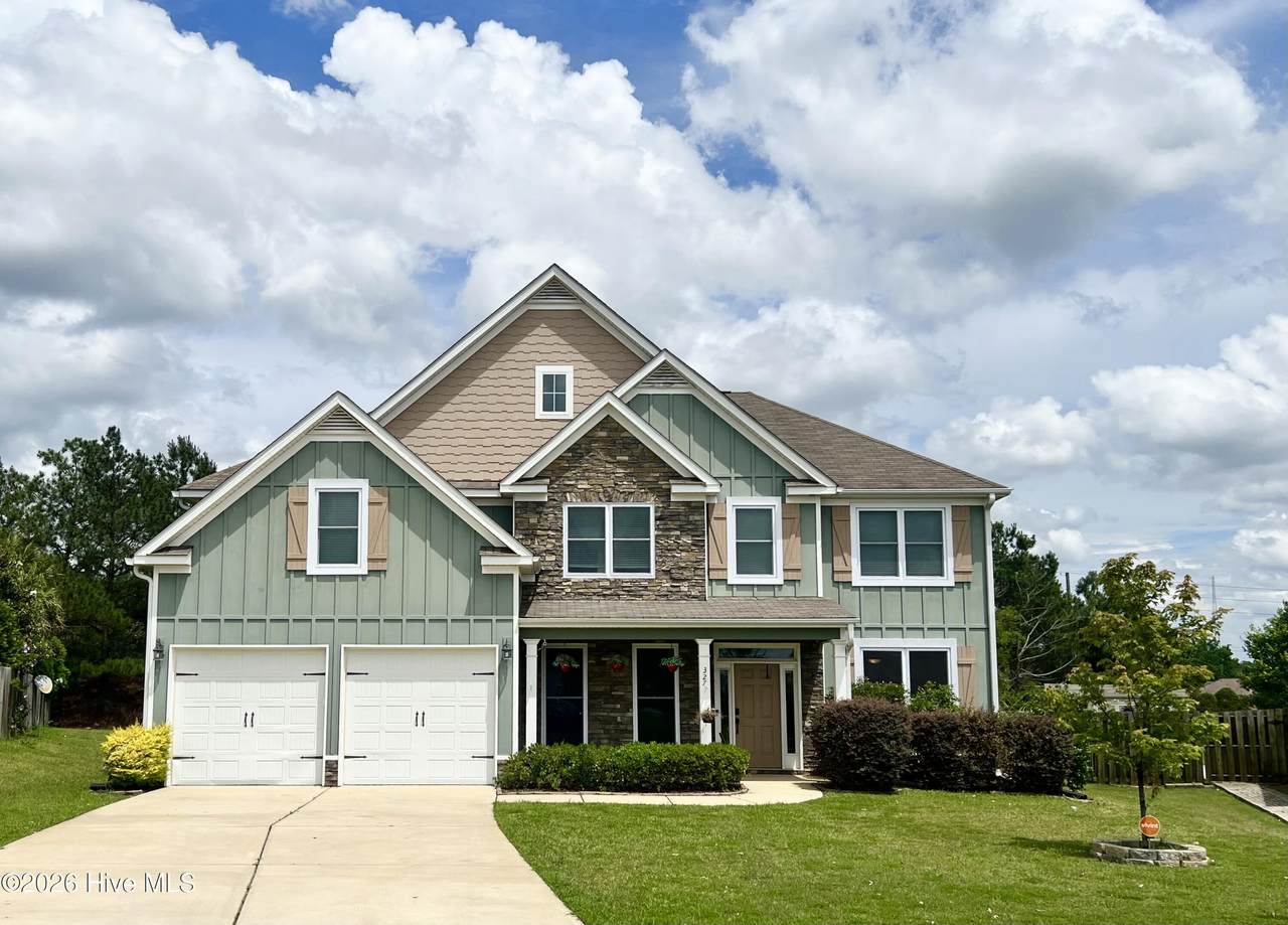 327 Clearwater Lane - Photo 1