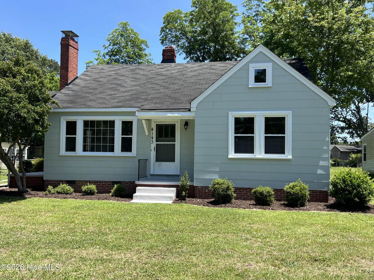 4143 Lee Street - Photo 1