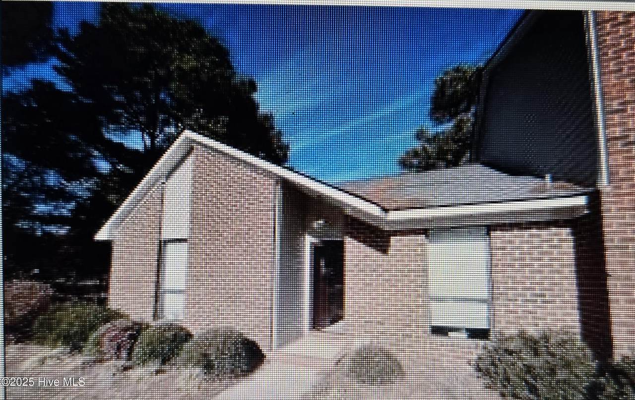 1 Upton Court - Photo 1