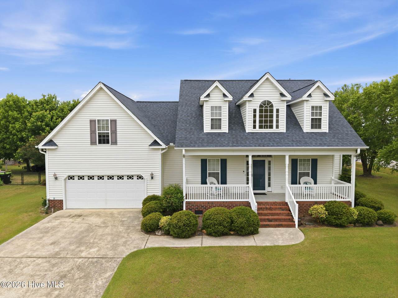106 Magnolia Drive - Photo 1