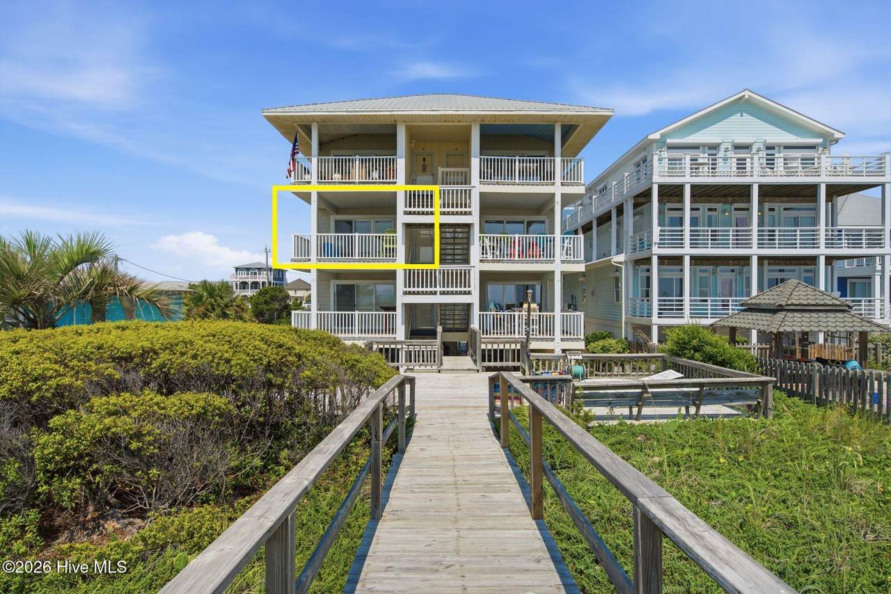 1202 Carolina Beach Avenue - Photo 1