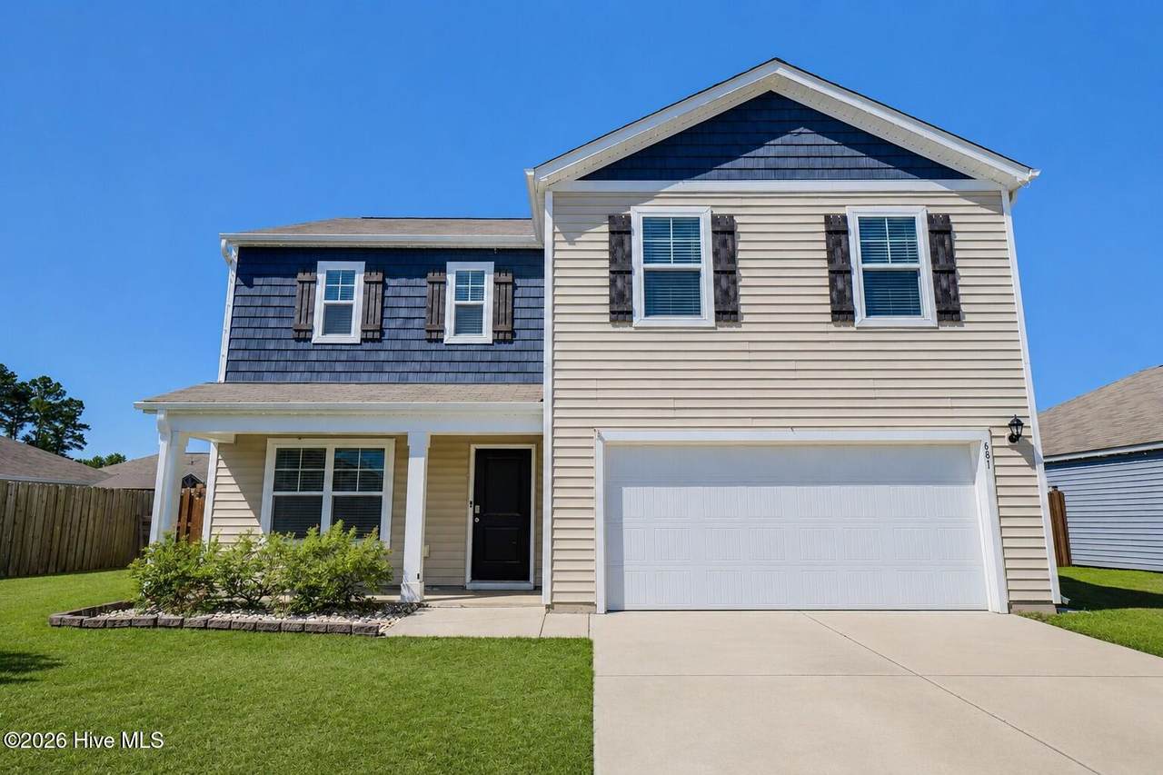 681 Loftus Way - Photo 1