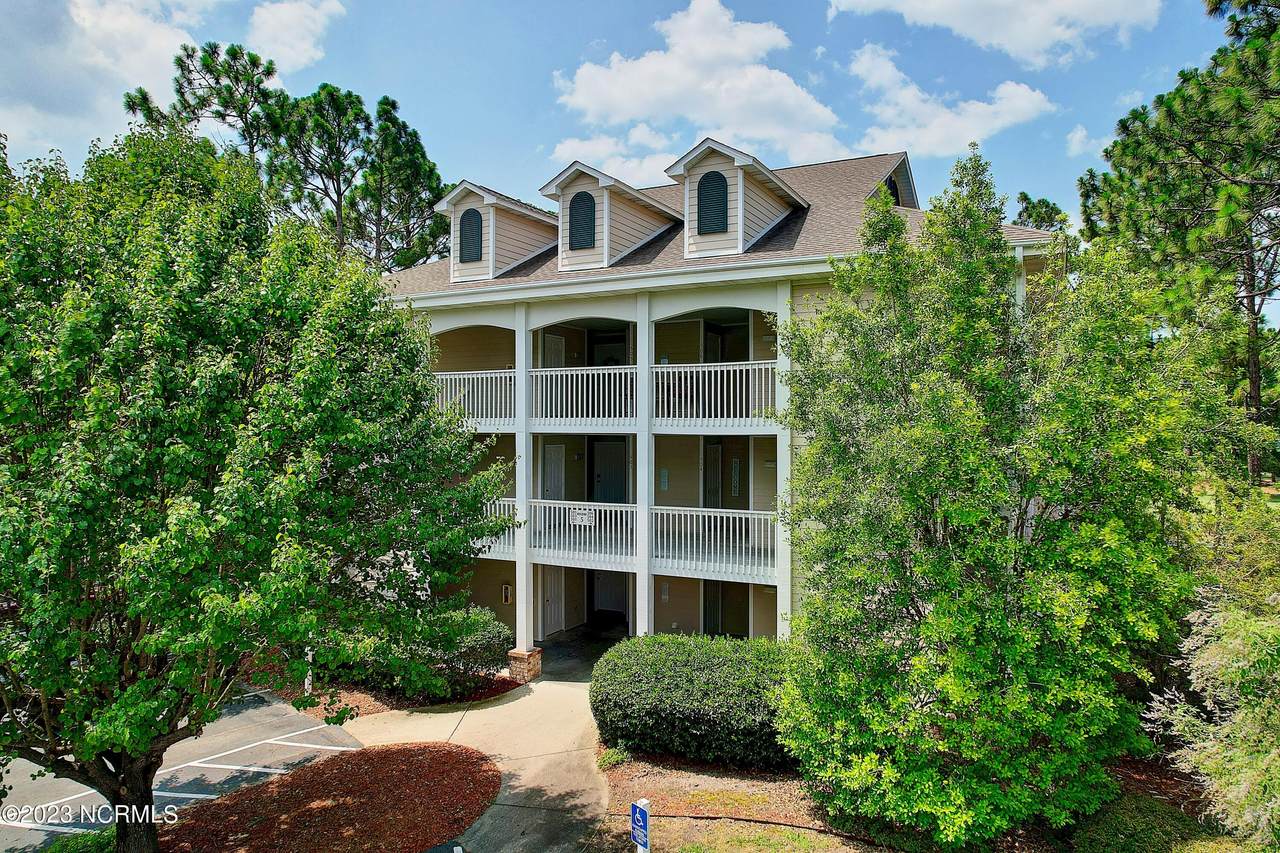 3350 Club Villas Drive - Photo 1