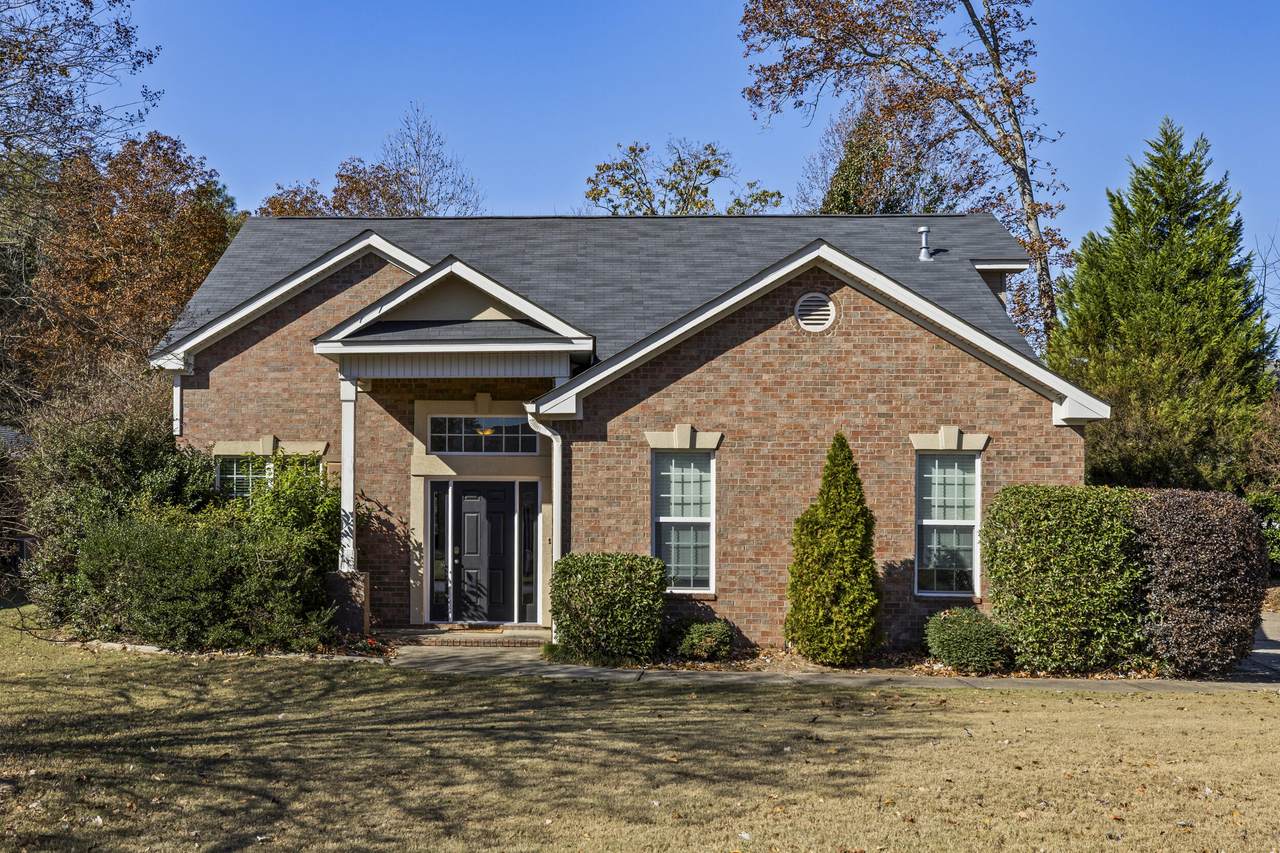 215 Bainbridge Drive - Photo 1
