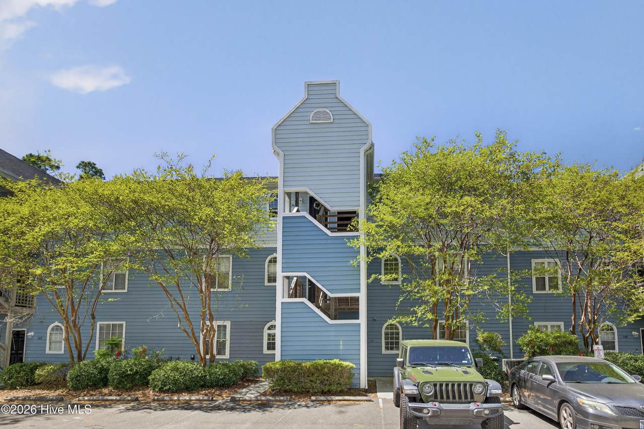 4230 Wilshire Boulevard - Photo 1