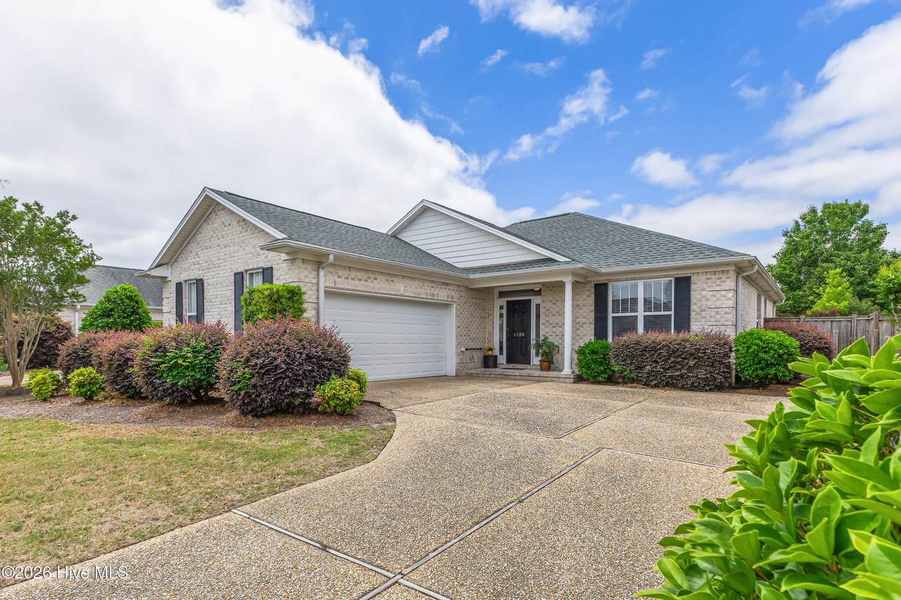 1124 Garden Club Way - Photo 1