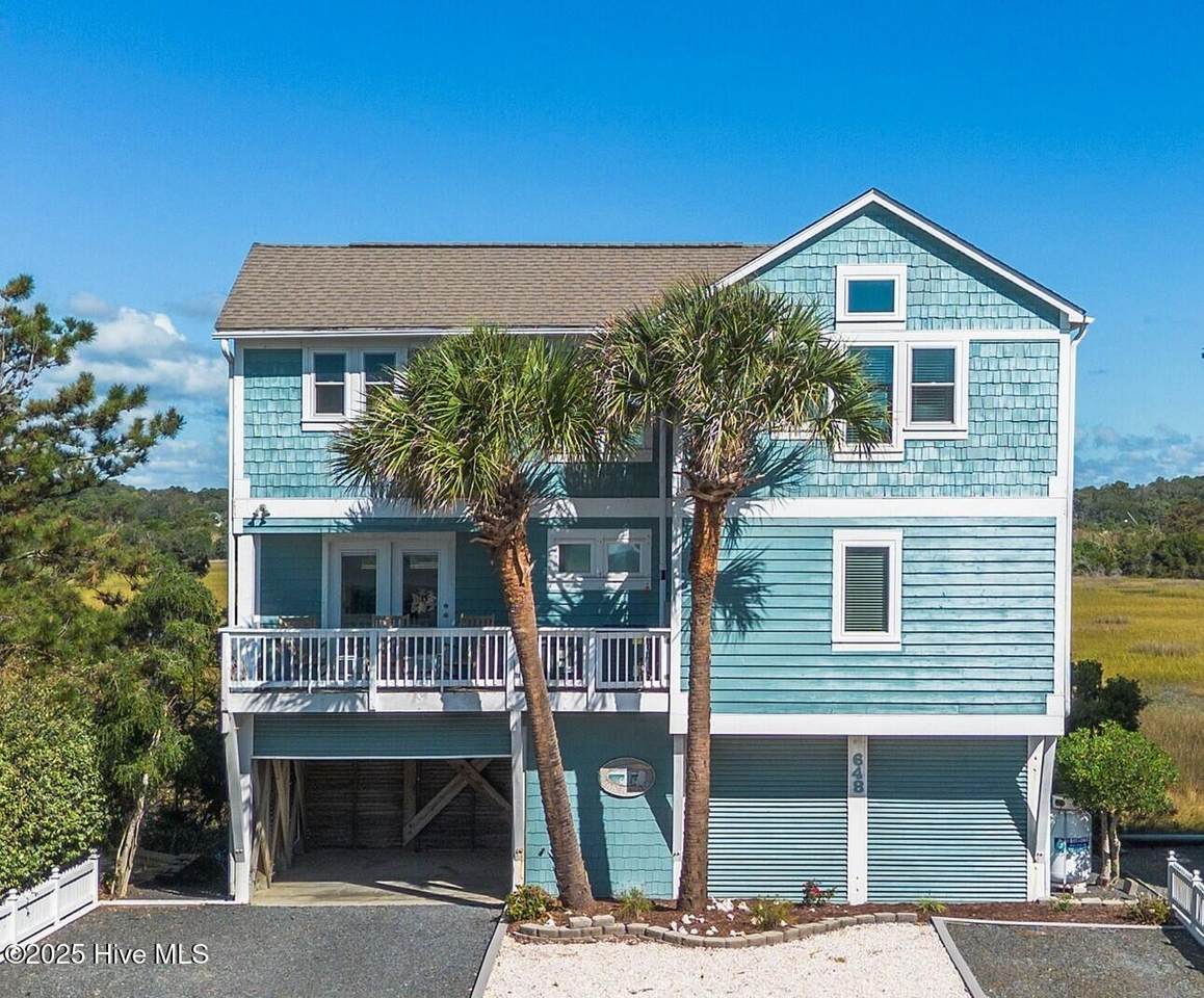 648 Ocean Boulevard - Photo 1