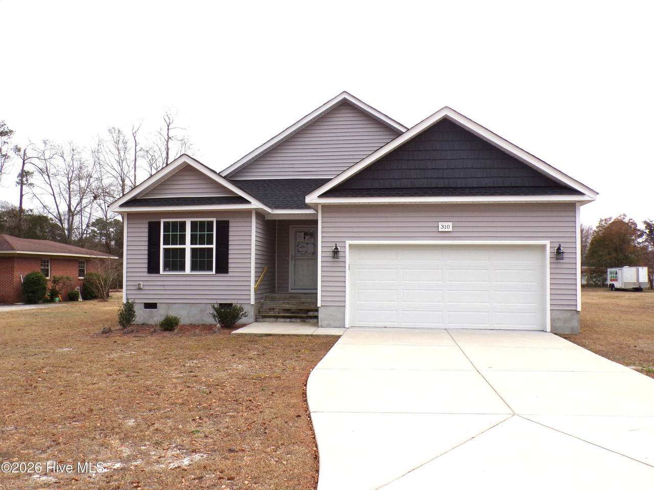 310 Green Drive - Photo 1