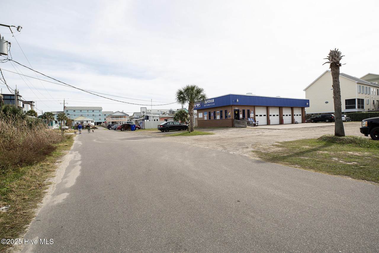 109 Sumter Avenue - Photo 1