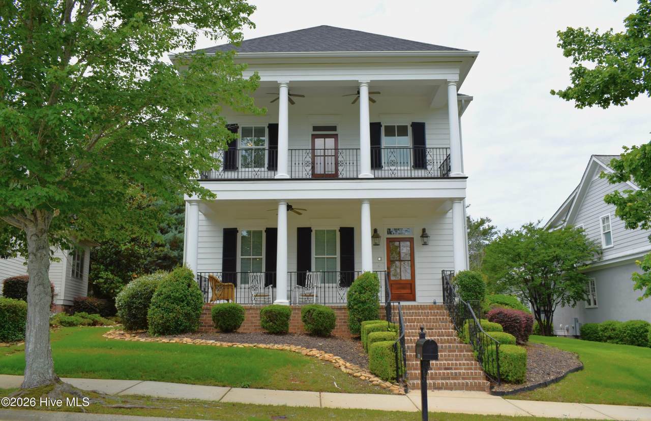 908 Big Oak Circle - Photo 1