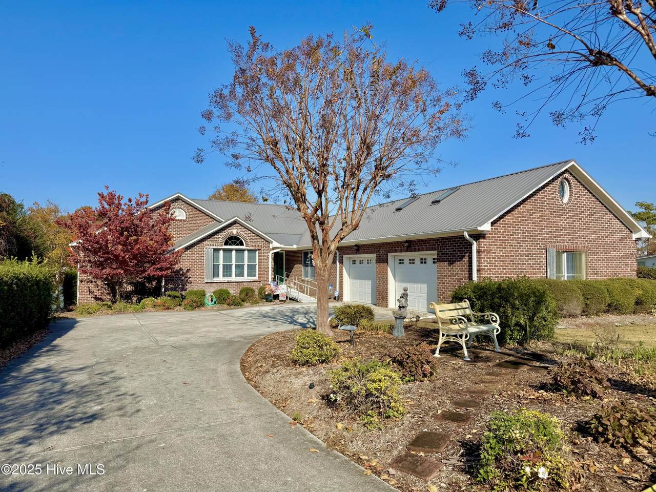 459 Chadwick Shores Drive - Photo 1