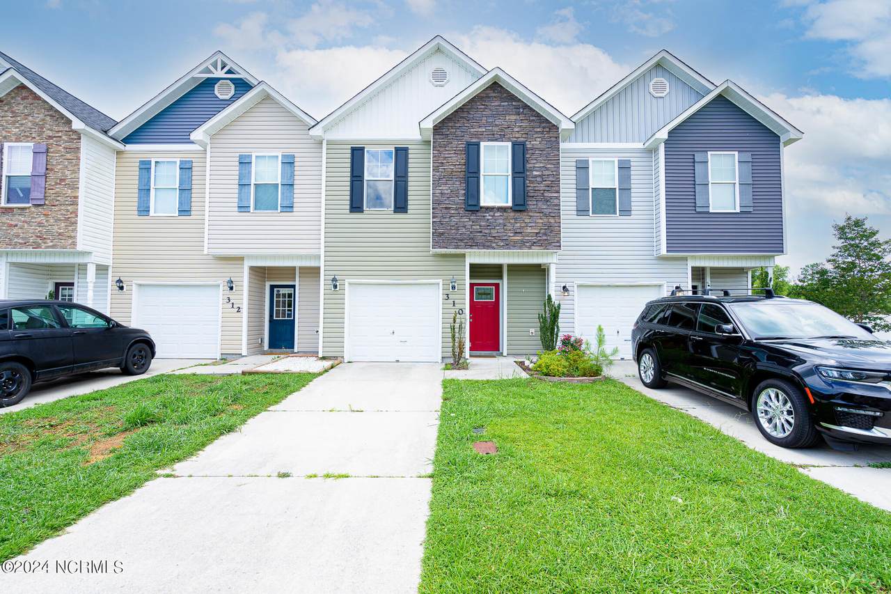 310 Cedar Island Trail - Photo 1