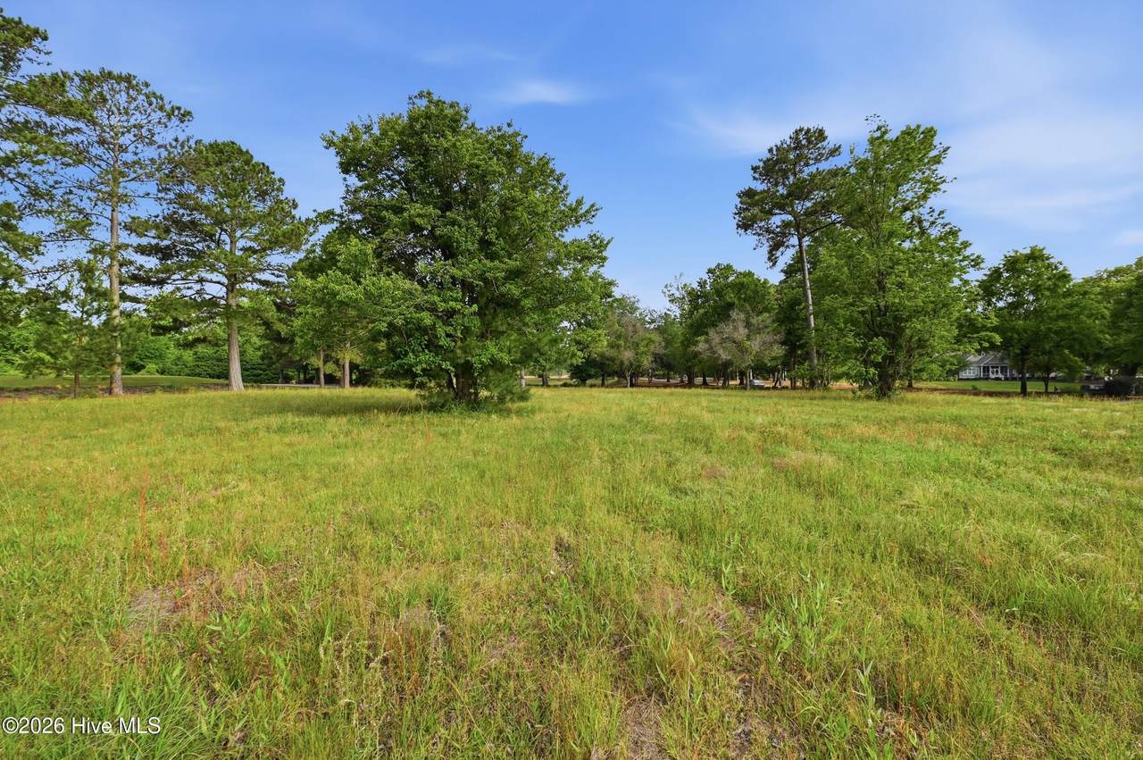 140 Winding Way - Photo 1