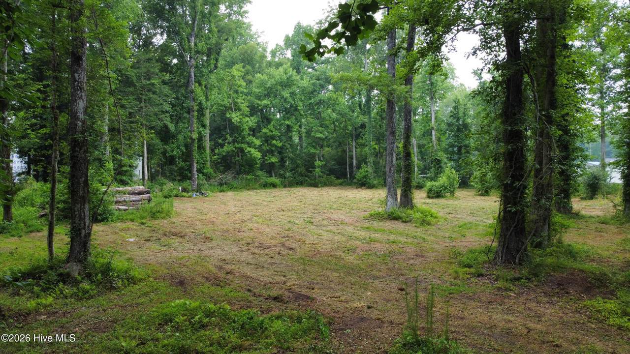 111 & 113 Tradewinds Road - Photo 1