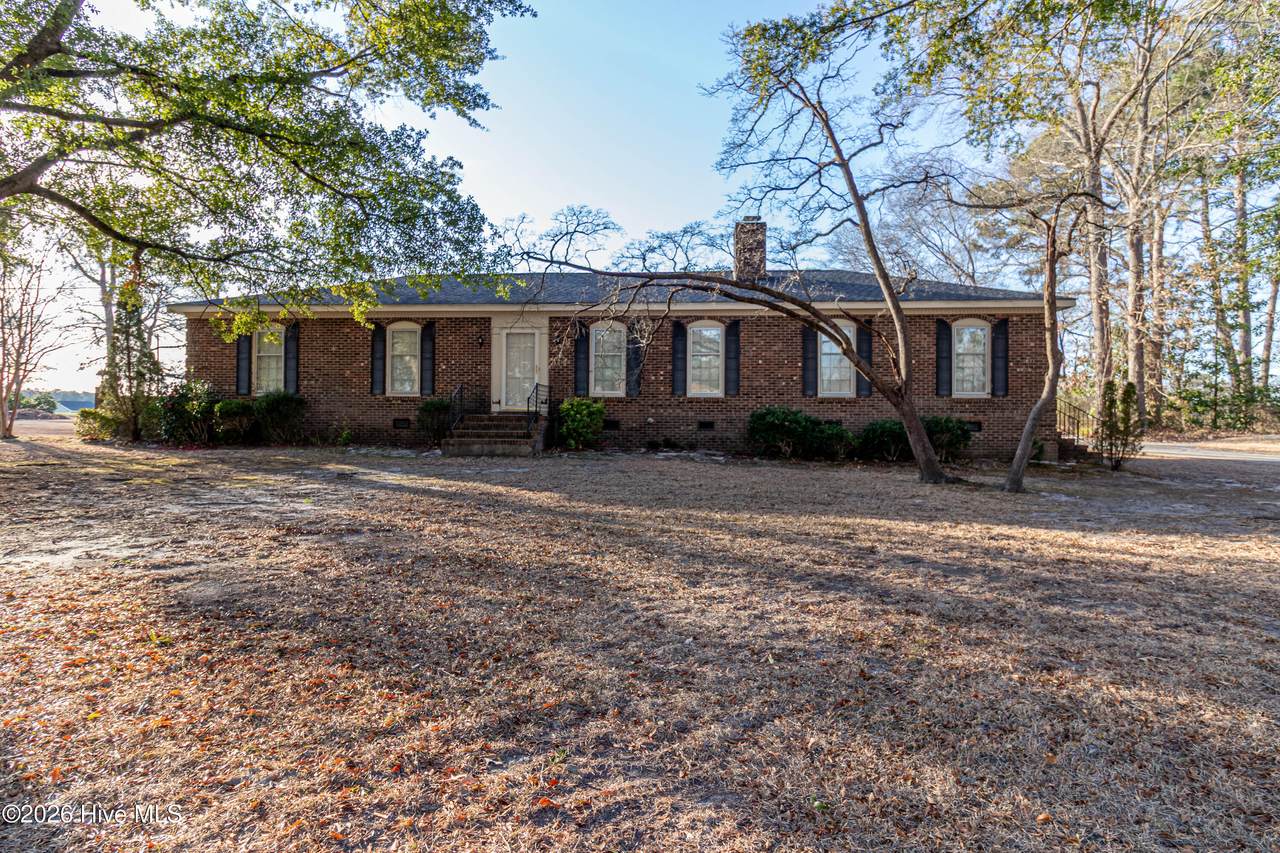 103 Lancashire Drive - Photo 1