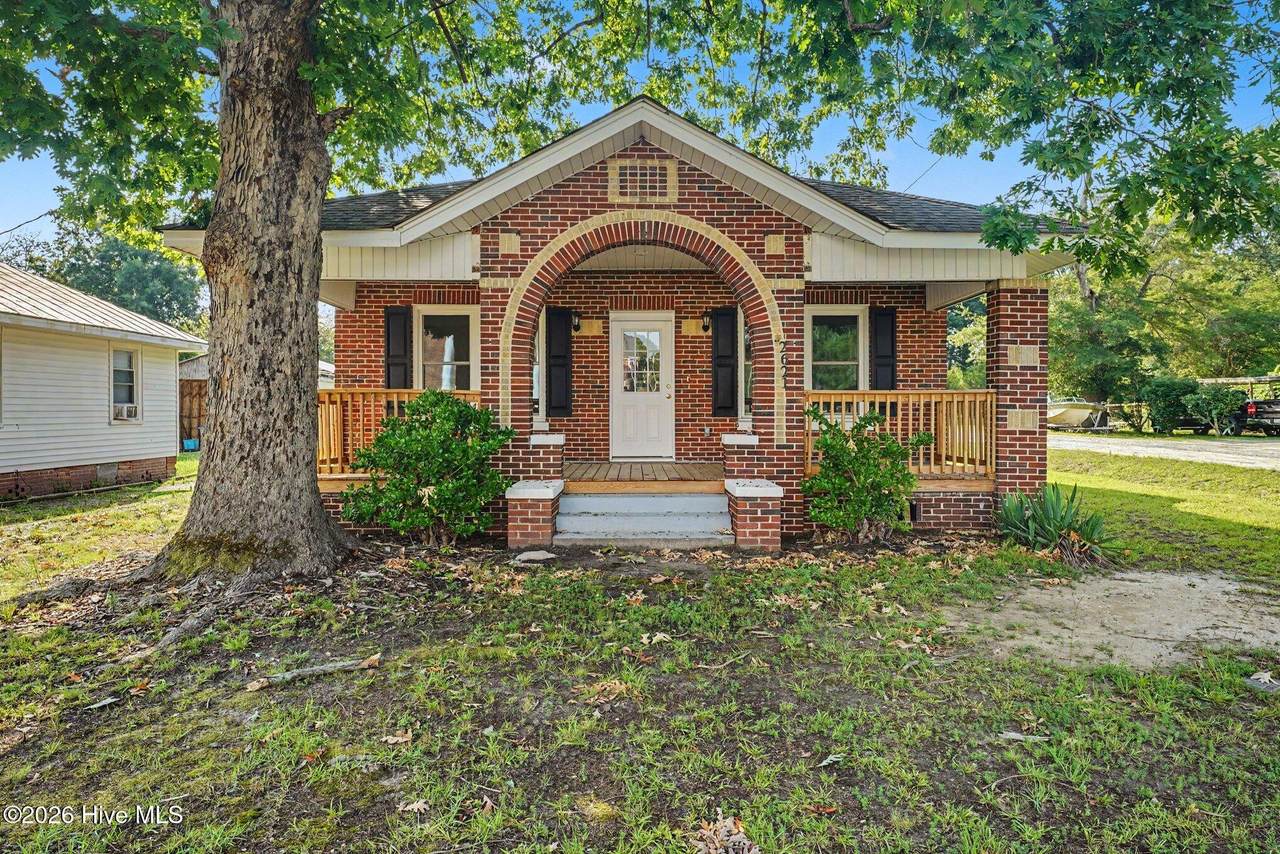 2621 Church Street - Photo 1