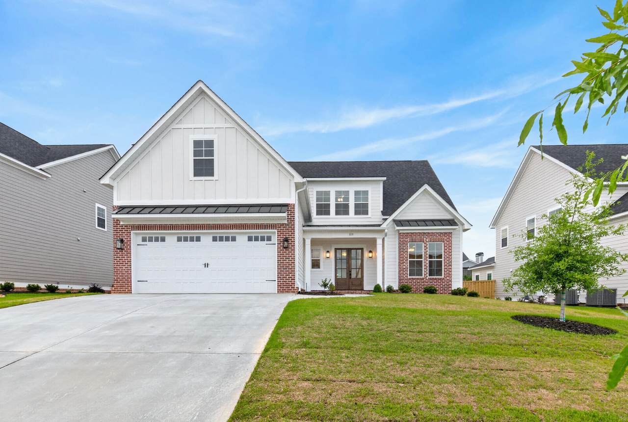 819 Sparrow Point Avenue - Photo 1
