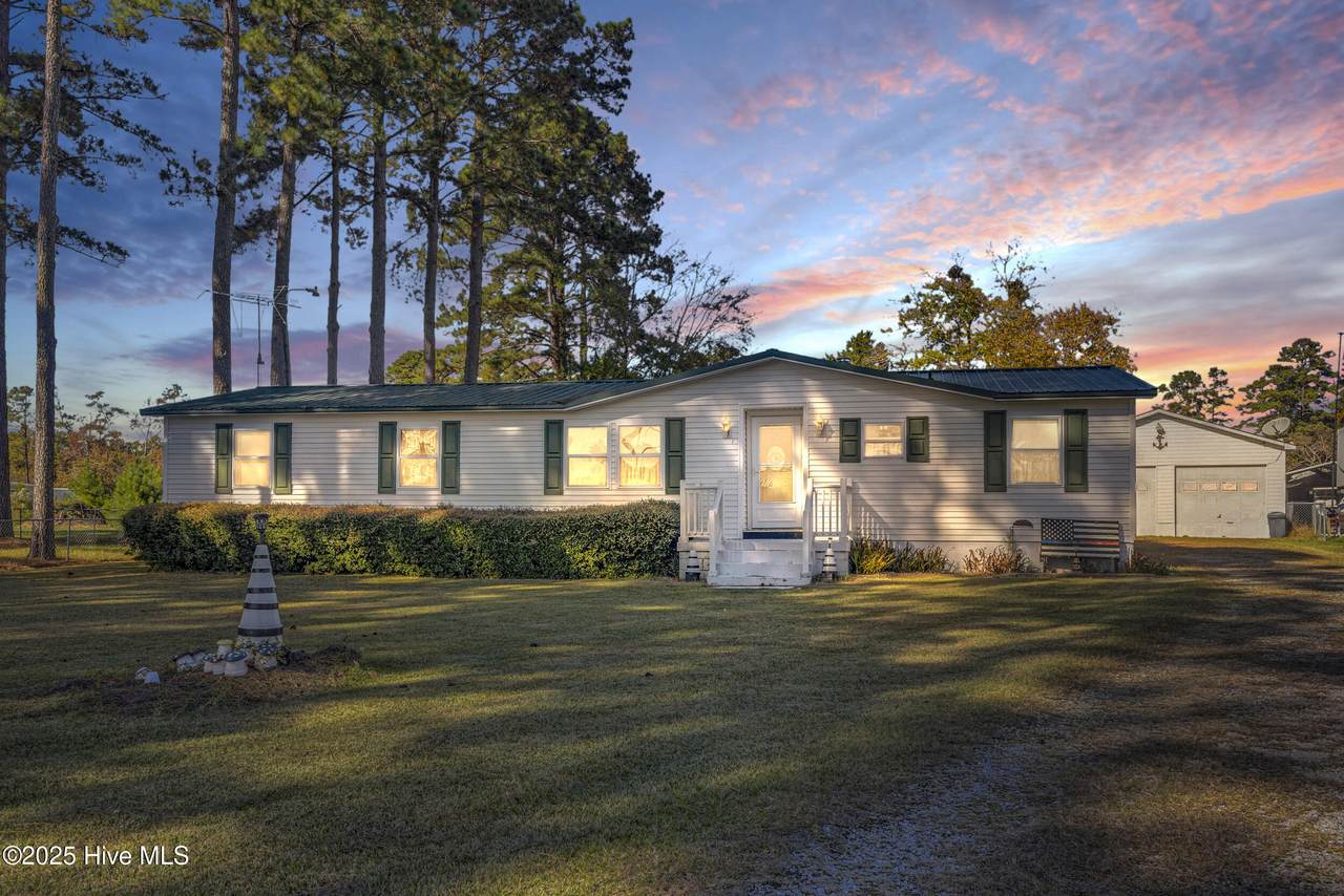 51 Robin Lane - Photo 1