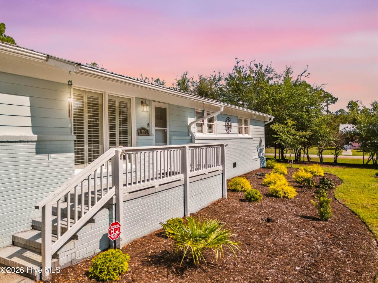 807 Nash Street - Photo 1