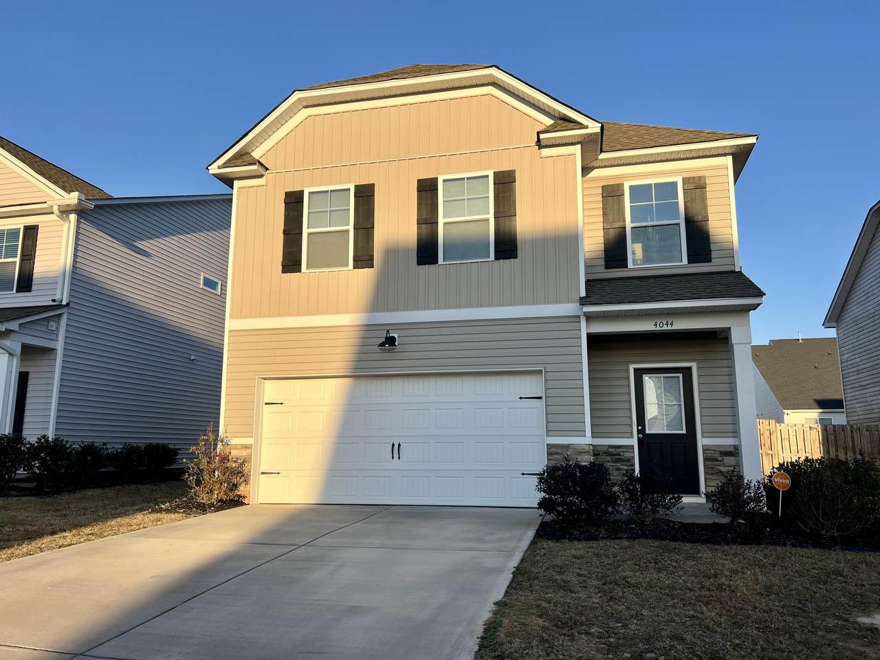 4044 Thimbleberry Drive - Photo 1