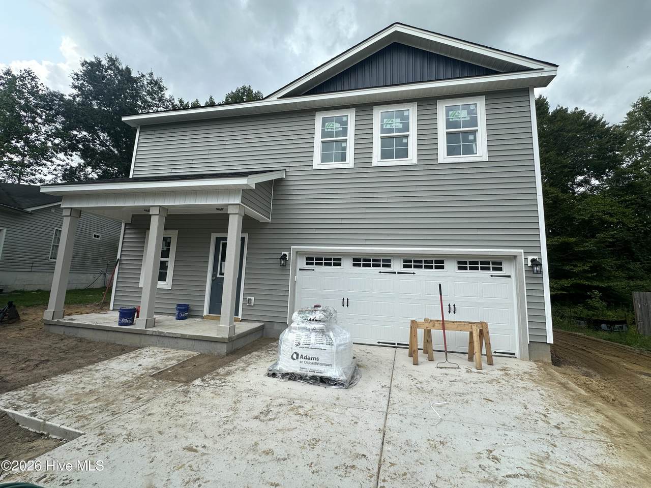 214 Hayden Place - Photo 1