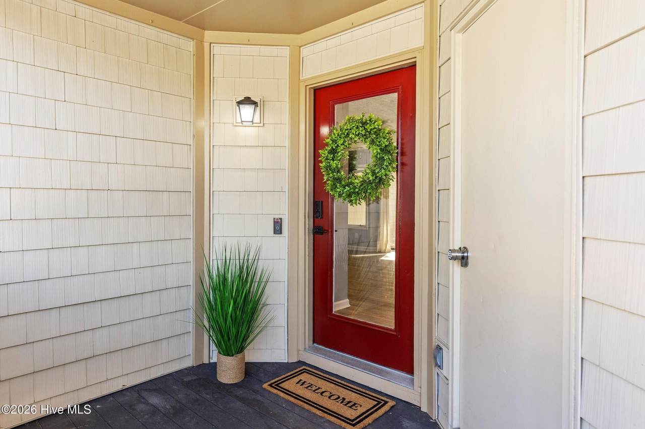 159 Longstreet Drive - Photo 1